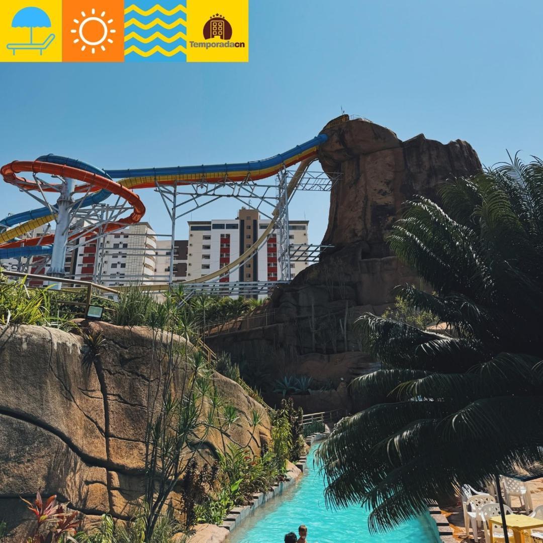 Aparthotel Piazza Com Acesso Ao Acqua Park Caldas Novas Exterior foto